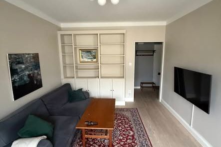 Ljus 2:a vid Kristineberg nära vatten