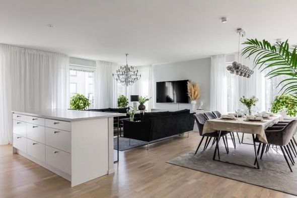 Fantastisk 4:a i Berga Park med p-plats