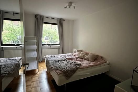 Lugnt möblerat rum i centrala Malmö