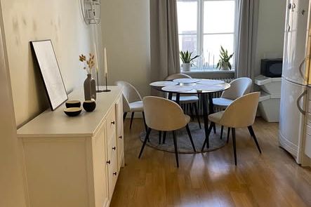 Möblerad 1:a med uteplats i Örebro