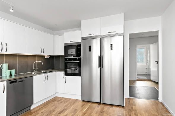 Nyrenoverad 3a vid Hässle torg