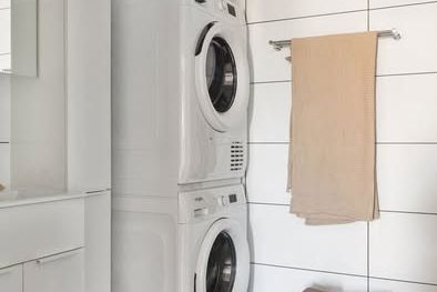 Mysig 1:a m. balkong uthyres till dec