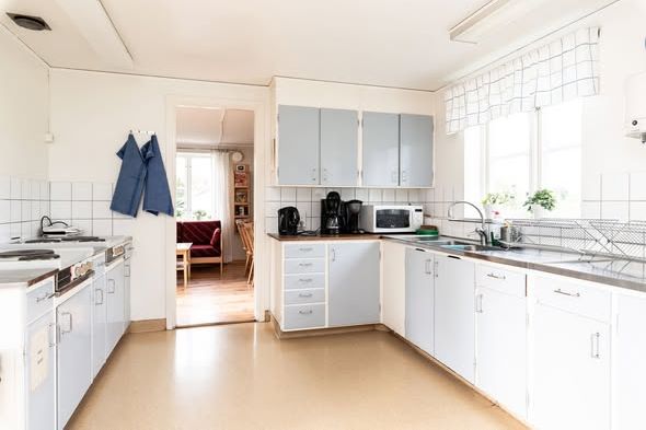 Möblerat studentrum i Sunnersta herrgård