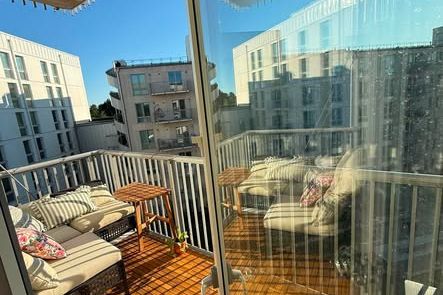 Möblerad 2:a med balkong i Barkarbystaden