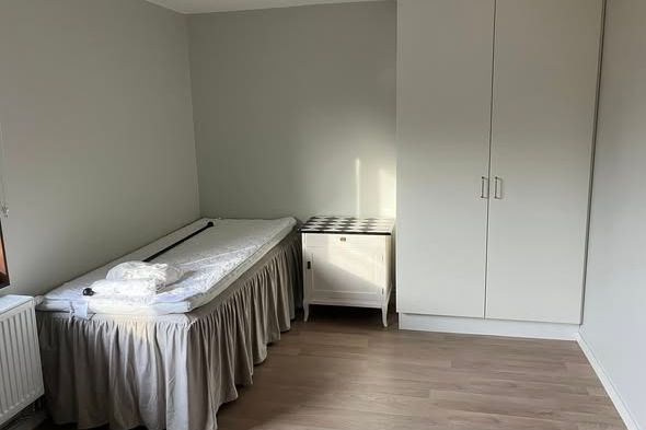 Egen våning i nyrenoverat hem