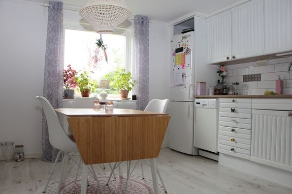 Mysigt hus med jacuzzi & stor trädgård