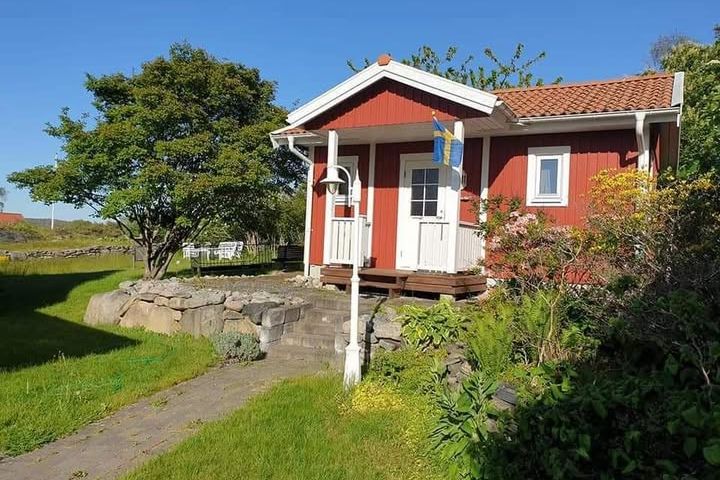 Studentstuga i Bua nära havet