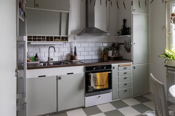 Möblerad 2 rok i Fålhagen m. p-plats