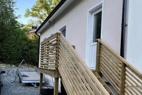Rymlig villa-del i Tullinge nära campus