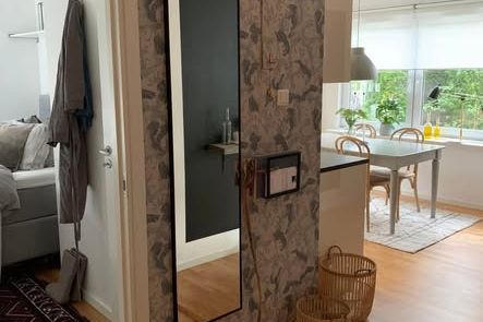 Möblerad 2:a med uteplats i Hammarby