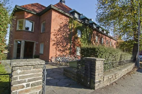 Möblerat studentrum vid Näckrosdammen