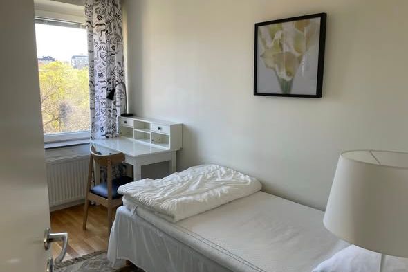 Möblerat rum i Råsunda – 1 juni