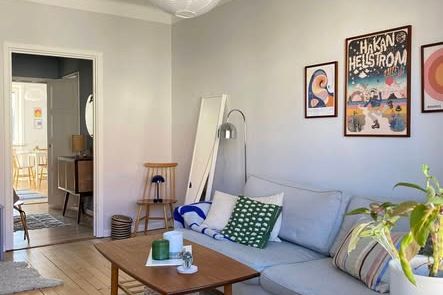 Charmig 1:a med balkong i Fålhagen