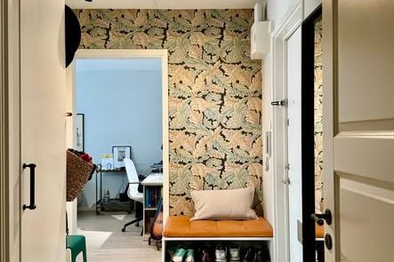 Modern 2:a i Linné nära Slottsskogen