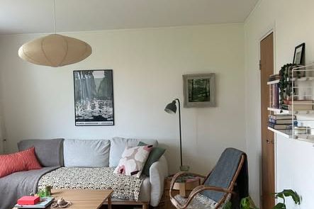 Möblerad 2:a på Ulrikedal med balkong