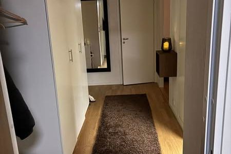 Central 2:a med balkong i Linné/Annedal