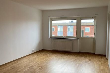 Modern 3:a med balkong i Fosie