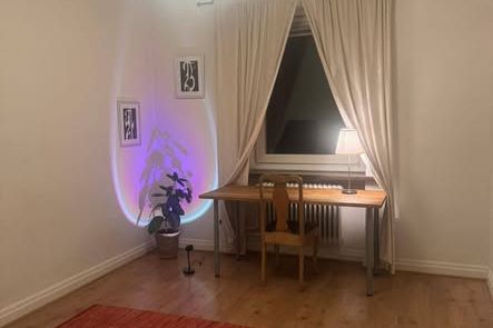 Rum i Värnhem för kvinna/queerperson
