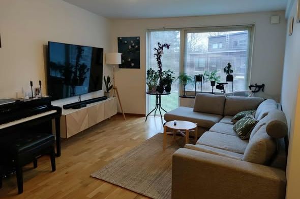 Ljus 2:a i Vällingby nära T-banan