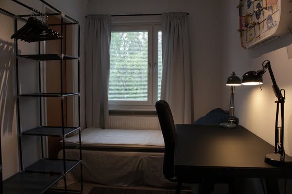 Inneboende sökes i ljus 4:a nära uni