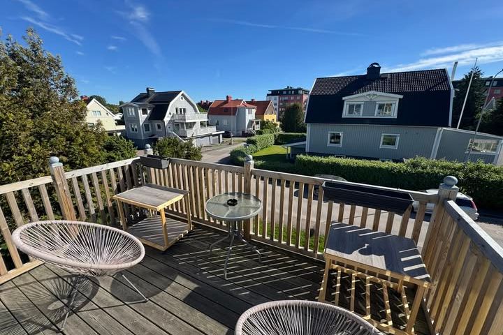 Möblerat rum i hus i Lundby