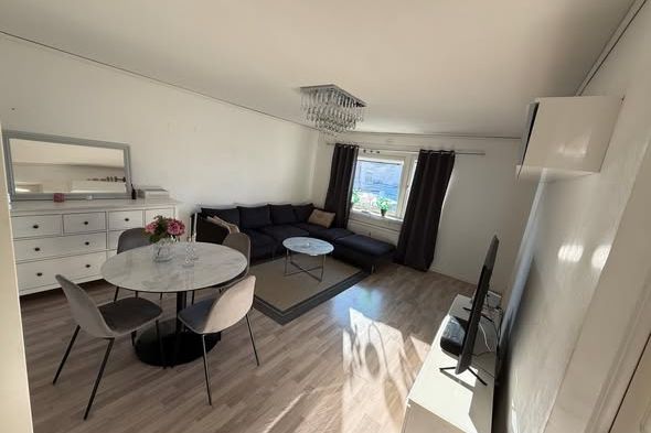 Ljus 3 rok med balkong i Västerås