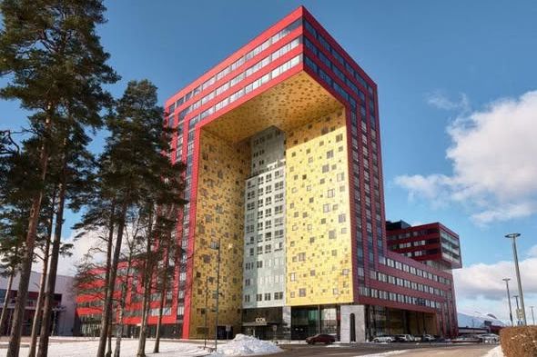 Fräsch 1:a i ICON med gym & spa