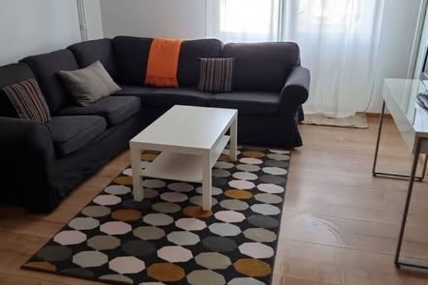 Möblerad 2:a i Sundbyberg nära allt!