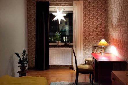 Charmigt rum i ombonat kollektiv