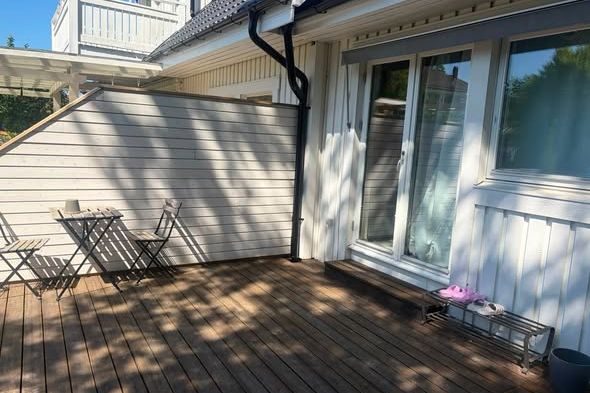 Ljus 1 rok i Tullinge med uteplats