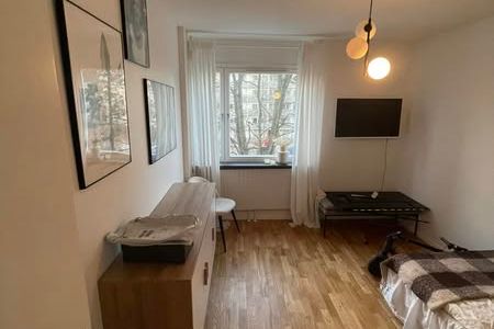 Rum i Älta med tillgång till hela lgh
