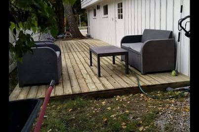 Nyrenoverad 2:a med uteplats på Ingarö