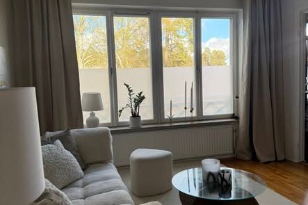 Möblerad 34 kvm i Djursholm – juli