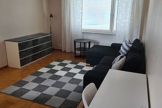 Möblerat rum med balkong i Eriksberg
