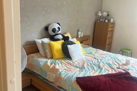 Inneboende i Spånga nära T-bana