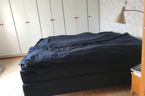 Ljus och möblerad övervåning i Malmö