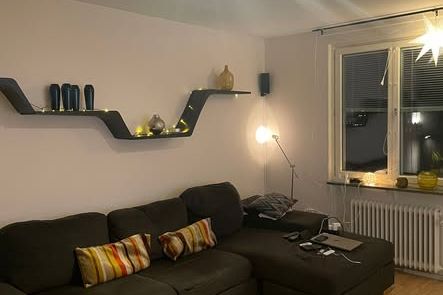 Möblerad 2:a i Enskede med p-plats