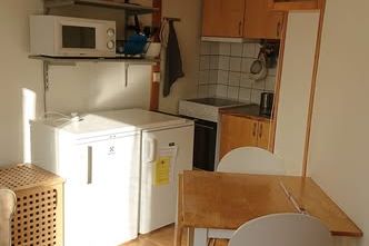 Möblerad 2:a med egen ingång vid Österplan