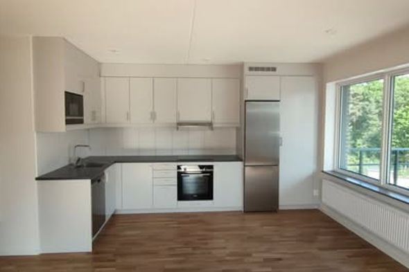 Nybyggd 2:a med balkong i Rissne