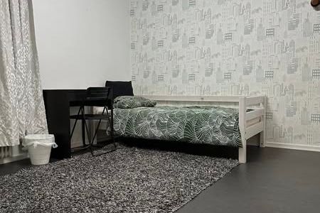 Rum uthyres i Hässelby – nära t-bana