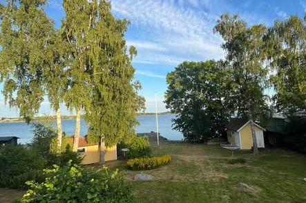 Hus med havstomt uthyres i Nättraby