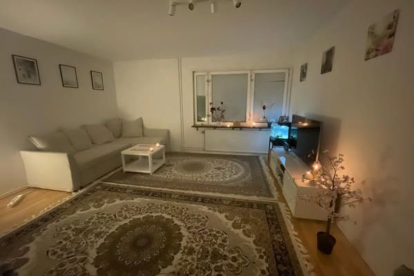 Möblerad etta i Linero, nära natur och centrum