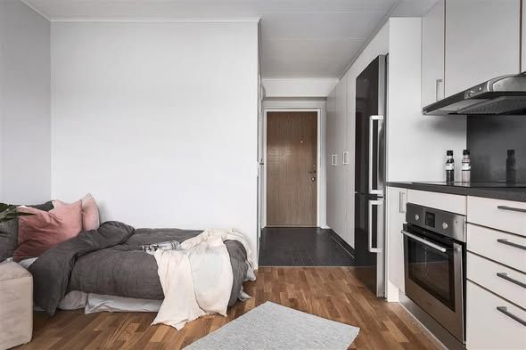 Nybyggd 1:a i centrum med utsikt