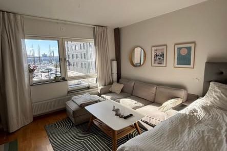 Ljus 1:a på Öster med balkong