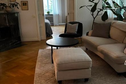 Rymlig 4:a med balkong vid Sveaparken