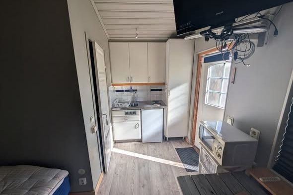 Stuga i Jakobsberg med parkering