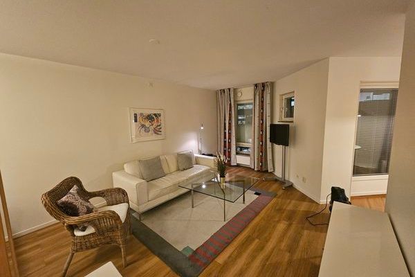 Central och modern 1,5:a med balkong i Kista