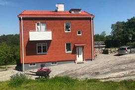 Renoverad 3:a med uteplats i Västerås