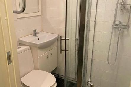 Nyrenoverad 1:a på Norrmalm, 6000 kr