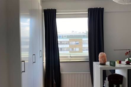 Rum i nyrenoverad etagelägenhet Möllan